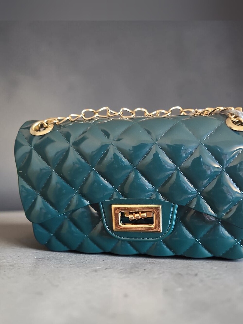 Calin Nwt PVC Viral Min Quilted Teal Chain Shoulder Bag.
